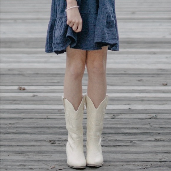 Sugar Off White Cowboy Boots size 6 worn once - Picture 3 of 3